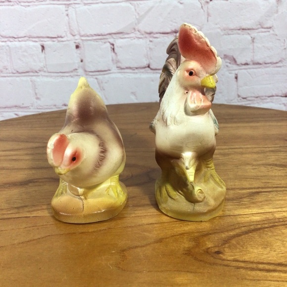 Vintage Enesco Japan Ceramic Chicken Salt And Pepper Shaker Pair - Picture 2 of 9